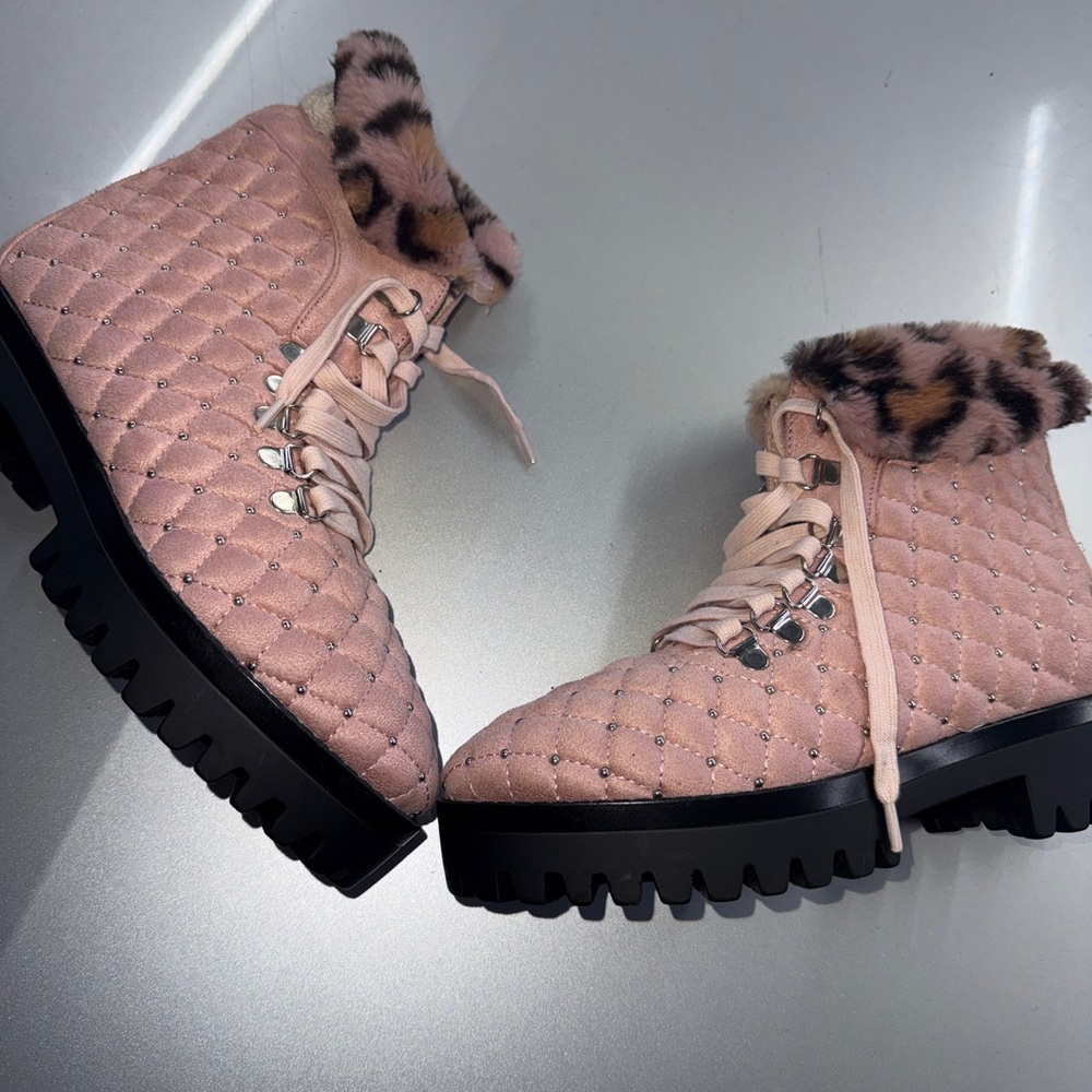 Pink Quilted Women's Boots with Faux Fur Trim